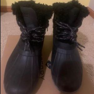 Sperry womans boots size 9.5